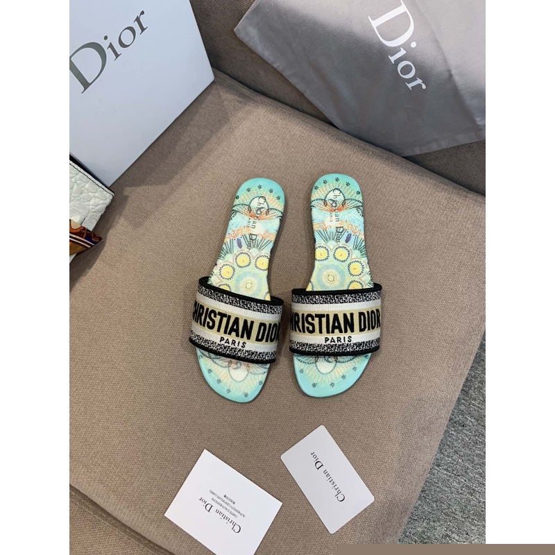 ch**an D*or slippers